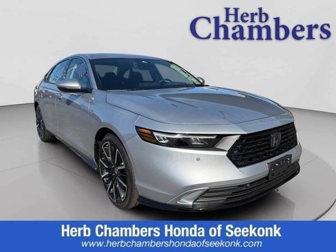 New 2025 Honda Accord Touring image 1