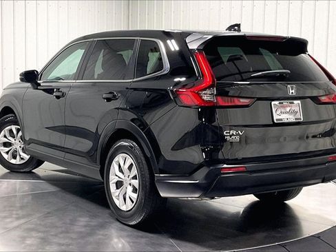 Used 2025 Honda CR-V LX image 12