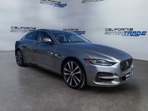 Used 2020 Jaguar XE S image 3