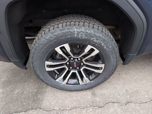 Used 2021 GMC Sierra 1500 Elevation w/ LPO, Elevation Black Package image 9