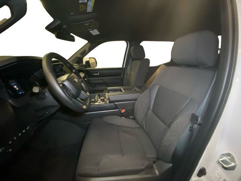 New 2026 Toyota Tundra SR5 image 7