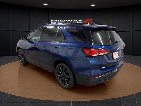 Used 2023 Chevrolet Equinox RS image 3