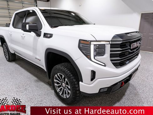 Used 2023 GMC Sierra 1500 AT4 image 6