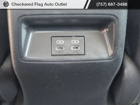 Used 2024 Toyota Corolla LE FWD image 40