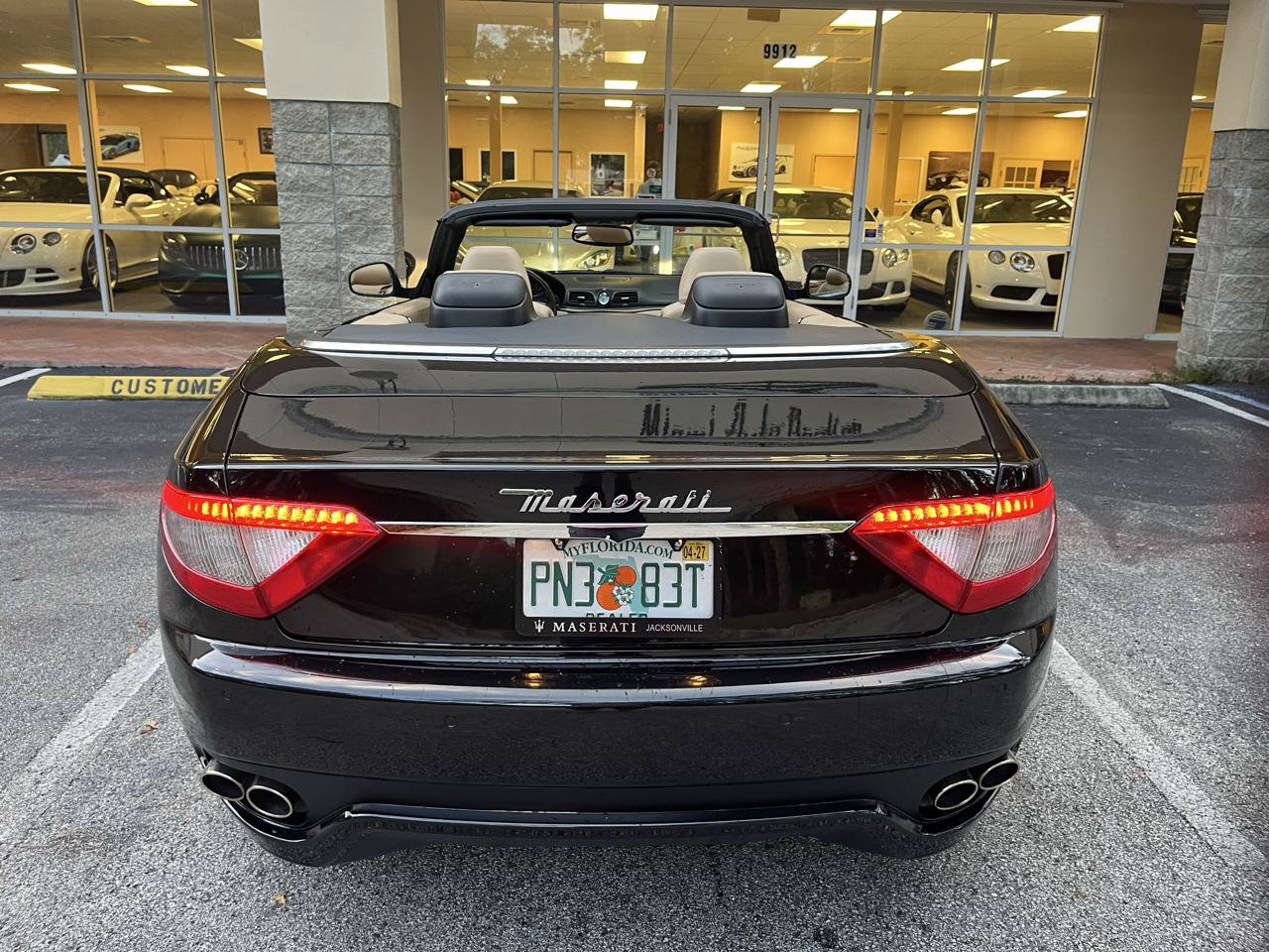 Used 2012 Maserati GranTurismo Convertible RWD image 6