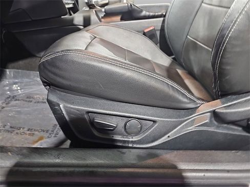 Used 2022 Ford Mustang Premium image 28