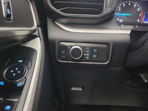 Used 2021 Ford Explorer XLT w/ Class III Trailer Tow Package image 16