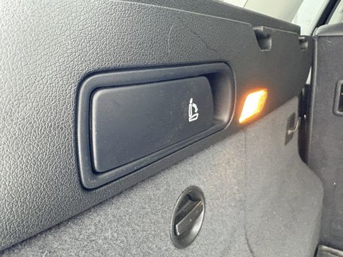 Used 2014 Audi Q5 2.0T Premium Plus w/ Premium Plus Package image 37