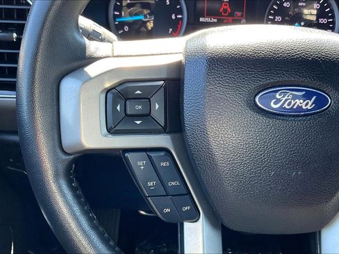 Used 2021 Ford Expedition XLT image 23