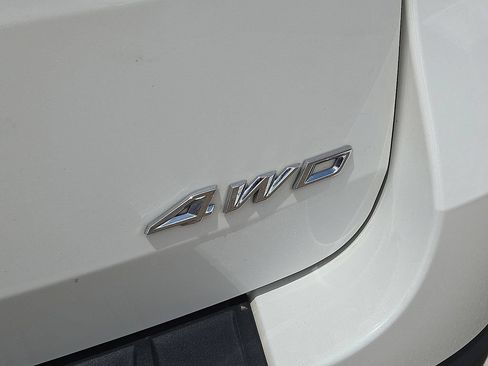 Used 2025 Ford Explorer ST-Line w/ ST-Line Street Pack AWD/4WD image 12