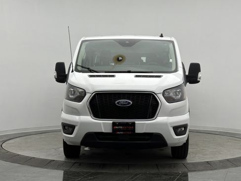 Used 2023 Ford Transit 350 XLT image 2