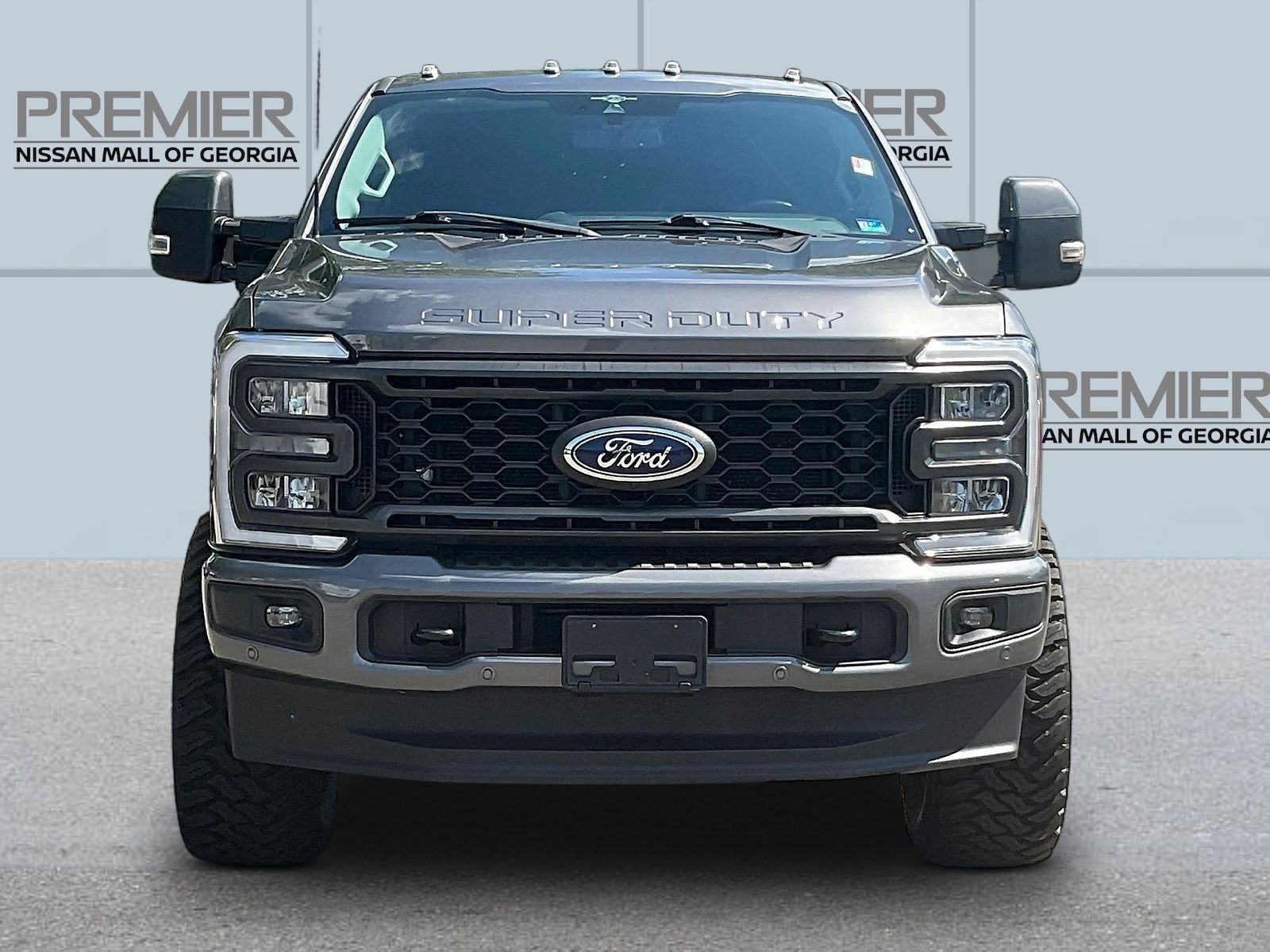 Used 2023 Ford F250 Lariat w/ Lariat Ultimate Package AWD/4WD image 2