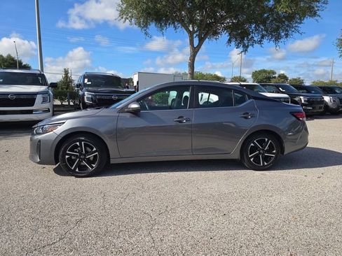 Certified 2024 Nissan Sentra SV FWD image 5