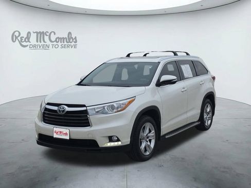 Used 2016 Toyota Highlander Limited Platinum FWD image 1
