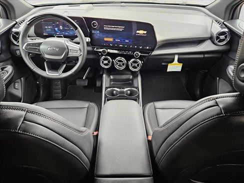 New 2026 Chevrolet Blazer EV LT image 16