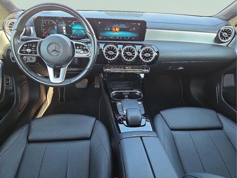 Used 2021 Mercedes-Benz CLA 250 4MATIC image 11