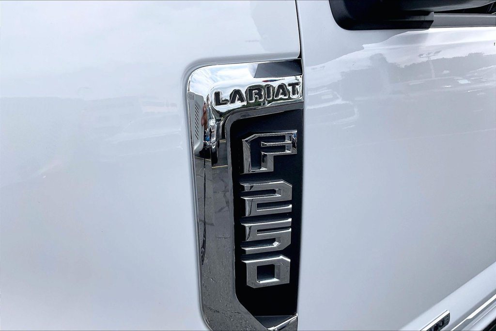 Certified 2021 Ford F250 Lariat w/ Lariat Value Package AWD/4WD image 7