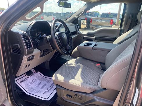 Used 2019 Ford F150 XLT w/ Equipment Group 302A Luxury AWD/4WD image 11