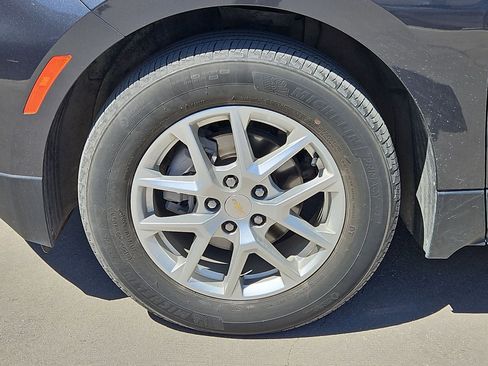 Certified 2022 Chevrolet Equinox LS image 9