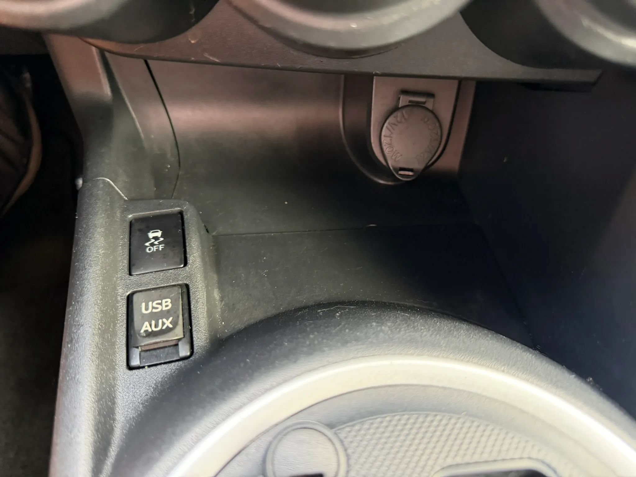 Used 2015 Scion tC FWD image 34