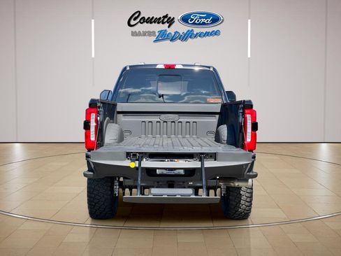 New 2025 Ford F250 Lariat w/ Lariat Ultimate Package image 46