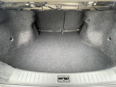 Used 2018 Nissan Sentra SV image 10