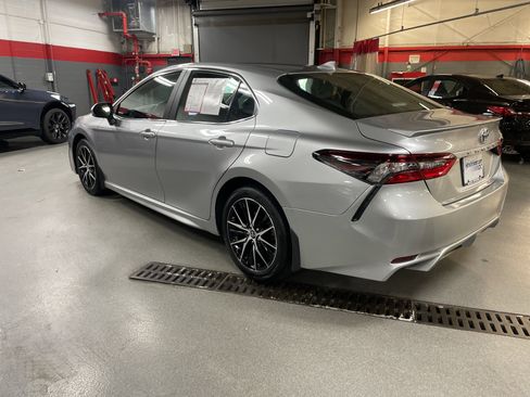 Certified 2024 Toyota Camry SE image 8