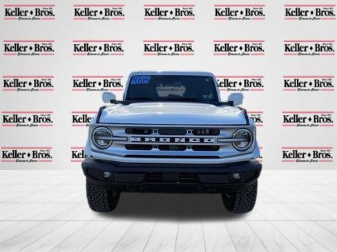New 2025 Ford Bronco Outer Banks image 3