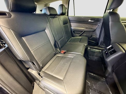 Used 2021 Volkswagen Atlas SE w/ Towing Package image 14