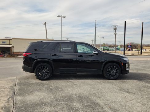 Used 2023 Chevrolet Traverse RS w/ LPO, Floor Liner Package image 7