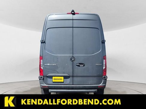 Used 2019 Mercedes-Benz Sprinter 4x4 144 image 4