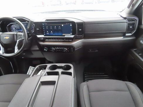 Used 2024 Chevrolet Silverado 1500 LT image 28