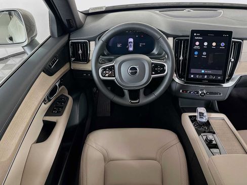 New 2026 Volvo XC90 T8 Plus w/ Protection Package Premier AWD/4WD image 20