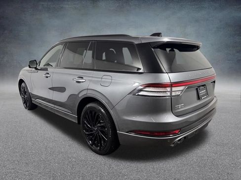 Used 2025 Lincoln Aviator Reserve w/ Jet Appearance Package AWD/4WD image 4