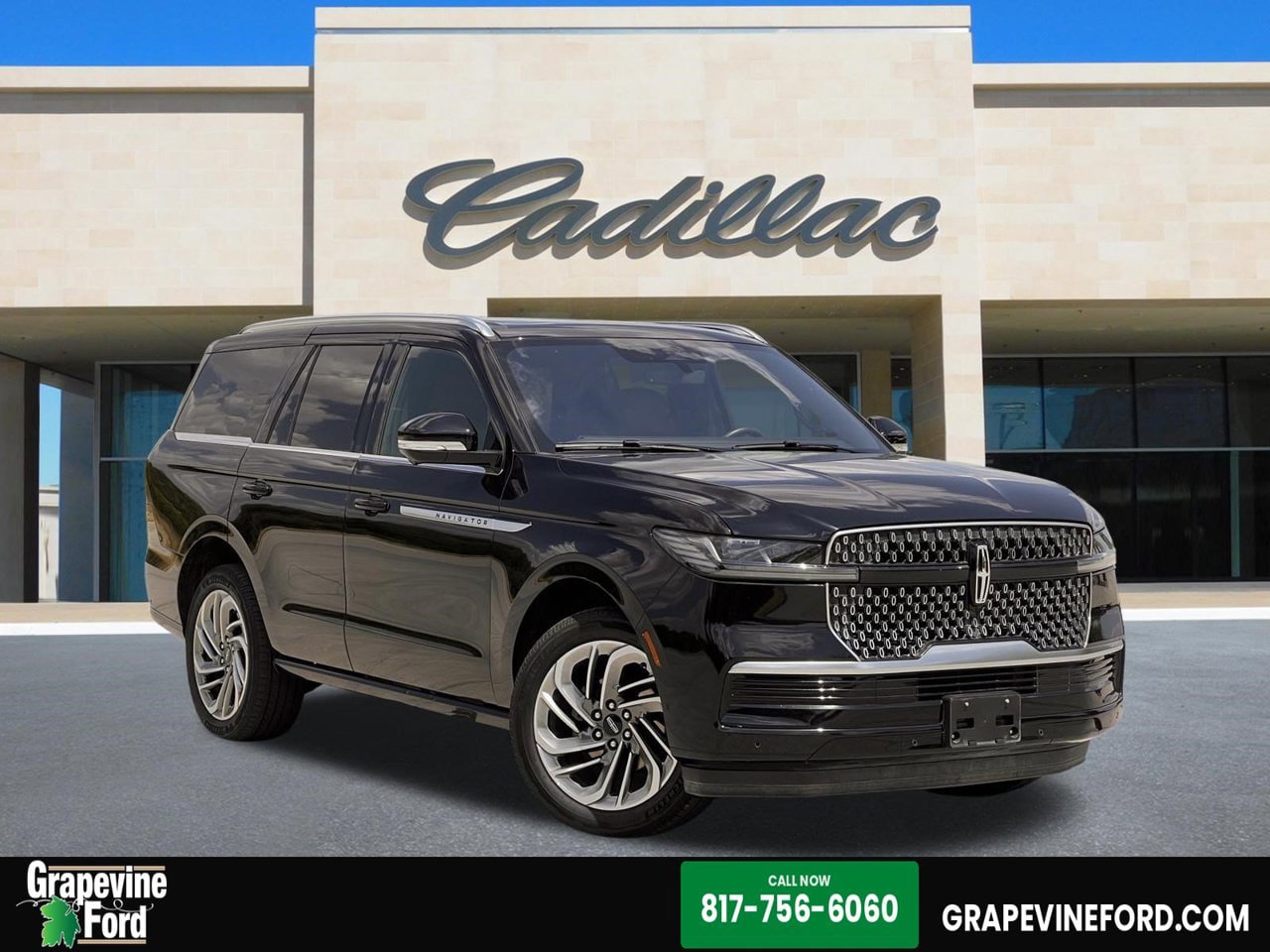 Used 2025 Lincoln Navigator Reserve AWD/4WD image 1