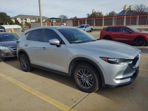 Used 2019 MAZDA CX-5 Sport image 4