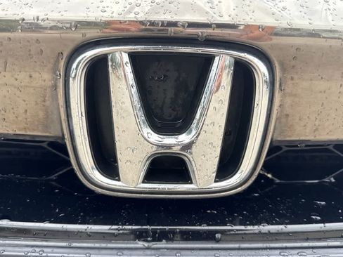 Used 2019 Honda Accord Sport image 9