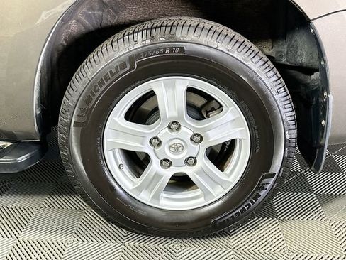 Used 2016 Toyota Sequoia SR5 image 29