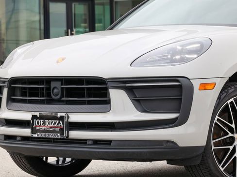 Certified 2026 Porsche Macan image 8