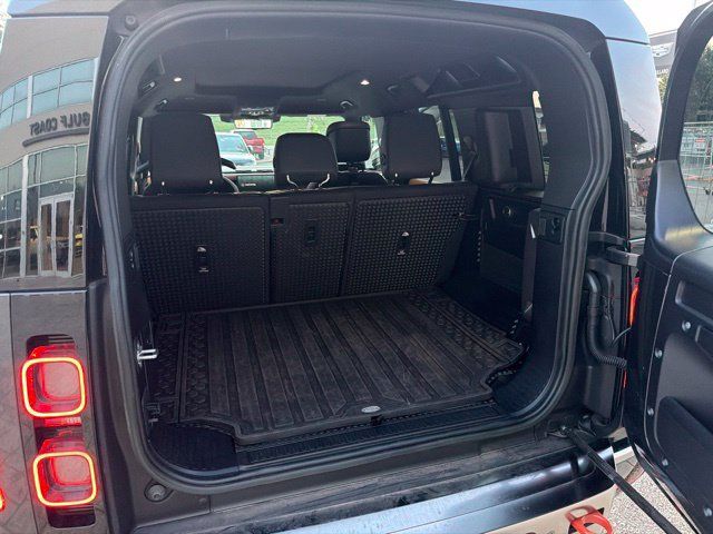 Used 2023 Land Rover Defender 110 X AWD/4WD image 8