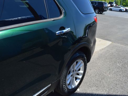Used 2013 Ford Explorer XLT FWD image 4