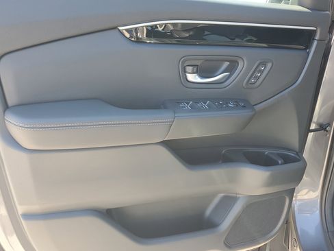 Used 2025 Honda Pilot EX-L image 19