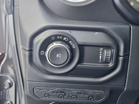 New 2025 Jeep Wrangler Sahara image 20