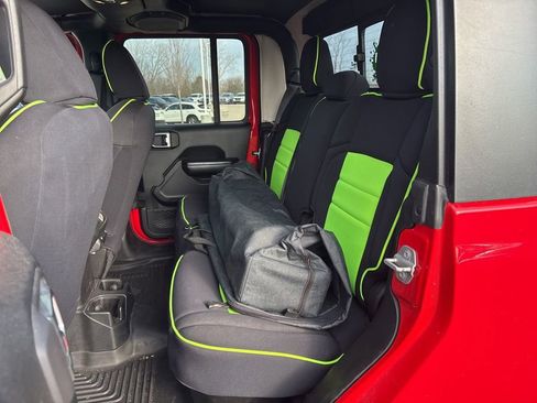 Used 2020 Jeep Gladiator Sport w/ Quick Order Package 24S image 14