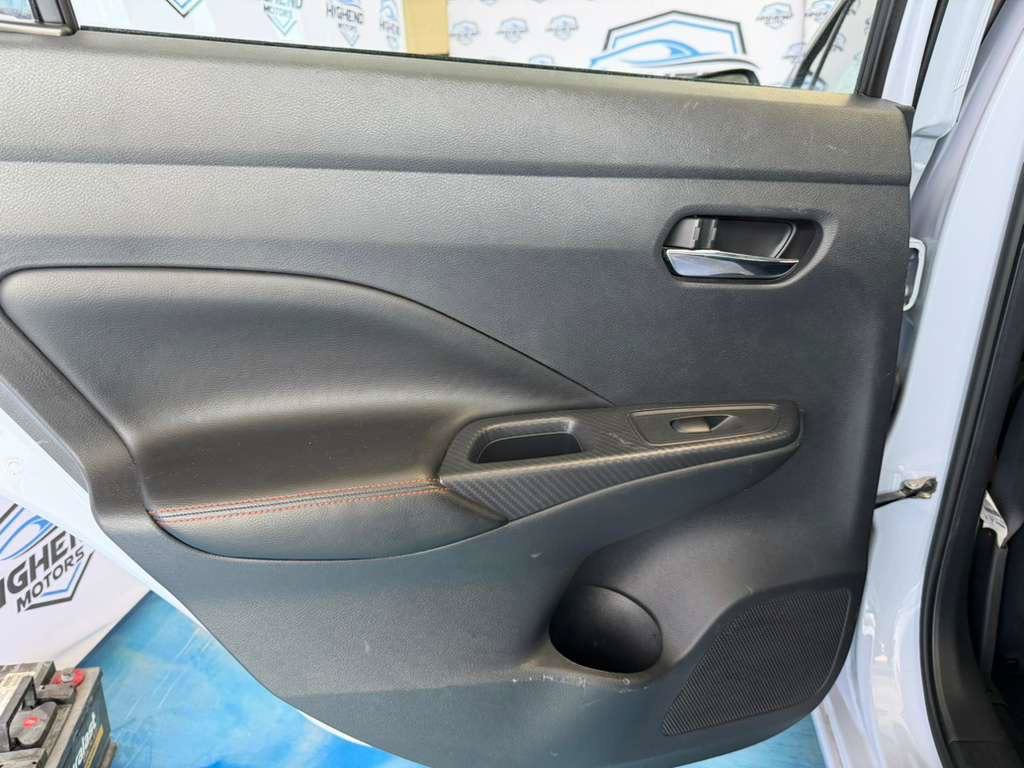 Used 2024 Nissan Versa SR FWD image 17