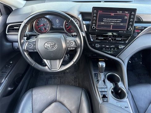 Used 2023 Toyota Camry XSE image 11
