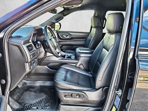 Used 2023 Chevrolet Suburban RST w/ Max Trailering Package AWD/4WD image 16