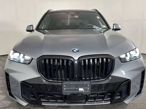 Certified 2024 BMW X5 xDrive40i w/ M Sport Package AWD/4WD image 14