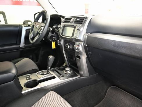 Used 2016 Toyota 4Runner SR5 image 12