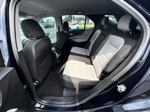 Used 2020 Chevrolet Equinox LS FWD image 27